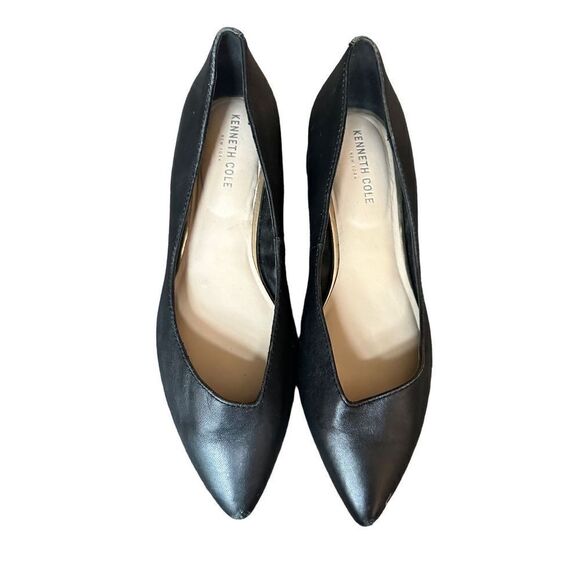 Kenneth Cole Black Leather Pointed Toe Pumps - Picture 7 of 11